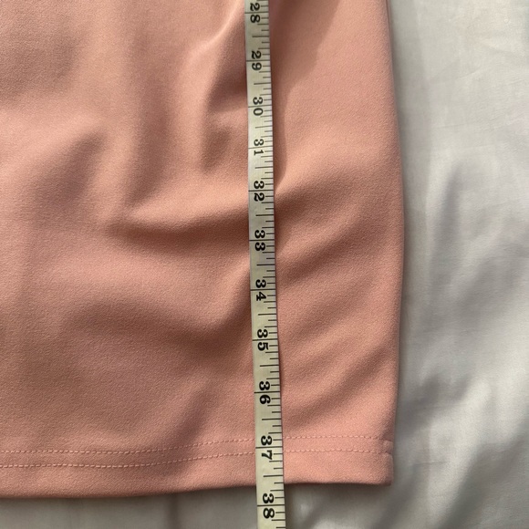 Miusiol mauve pink ruched side short sleeve midi dress with back slit - Picture 11 of 11